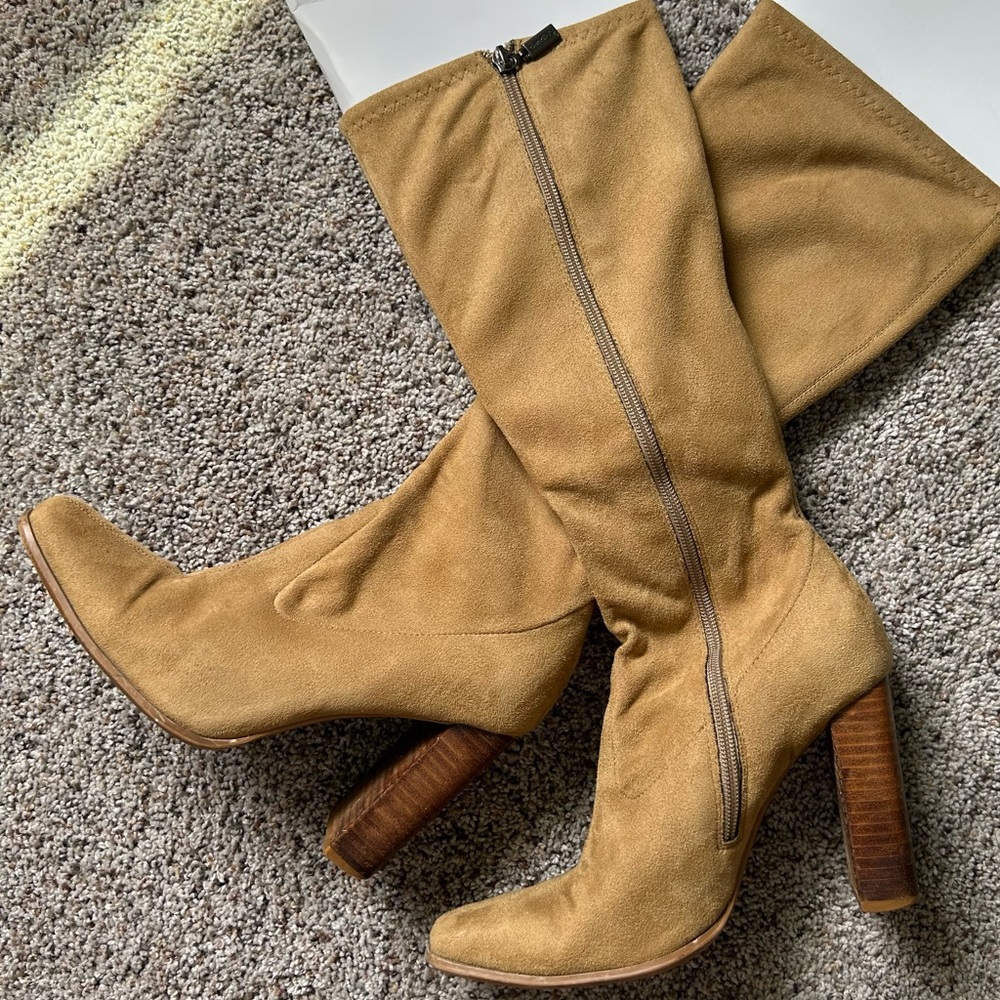 Vintage Candie’s Camel Faux Suede Boots - Circa 2001-2002 - Size 8
